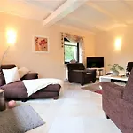 Prázdninový dům Ferienhaeuser Strandhaus Leo Dierhagen
