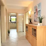 Ferienhaeuser Strandhaus Leo *