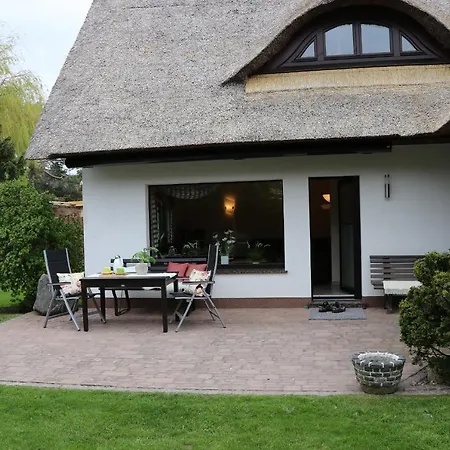 Ferienhaeuser Strandhaus Leo * Dierhagen