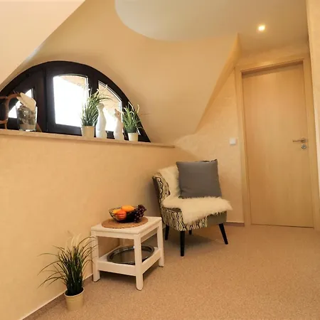Ferienhaeuser Strandhaus Leo 度假居 *
