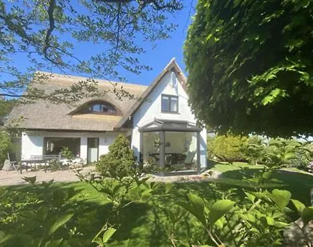 Ferienhaeuser Strandhaus Leo * 奥茨塞巴德·迪尔哈根