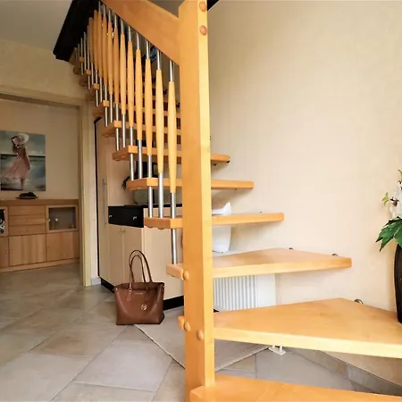 Ferienhaeuser Strandhaus Leo * Дирхаген