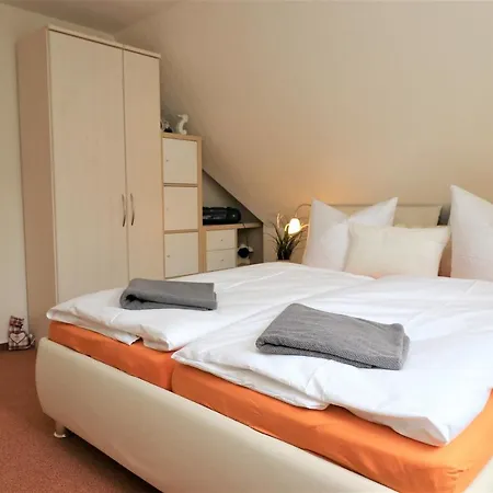 度假居 Ferienhaeuser Strandhaus Leo *